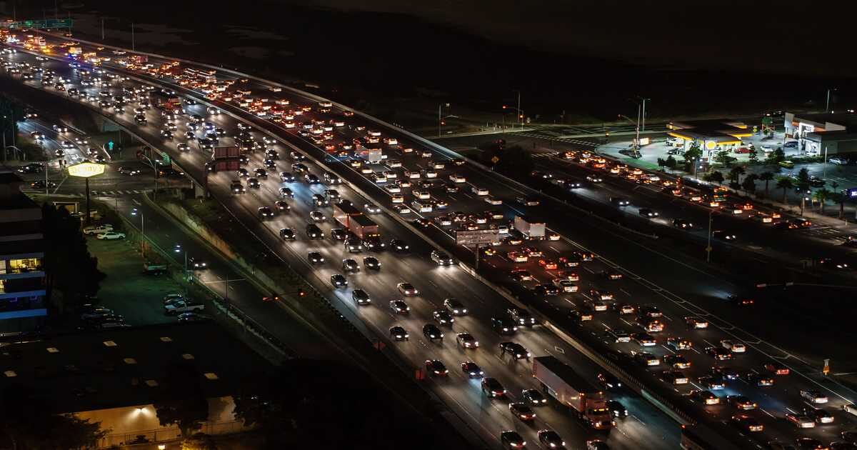Vehicles flowing through a highway. effects of air pollution.