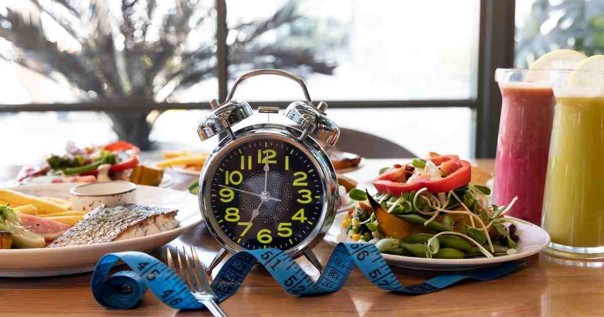 Intermittent fasting for weight loss cover.